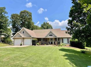 95 Autumn Acres Ln, Sylacauga, AL 35150