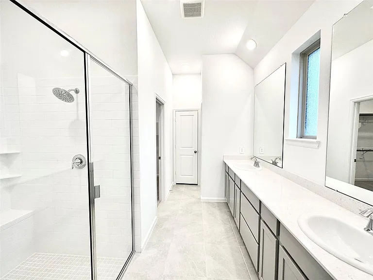 18330 Tiger Flowers Dr — Photo 11