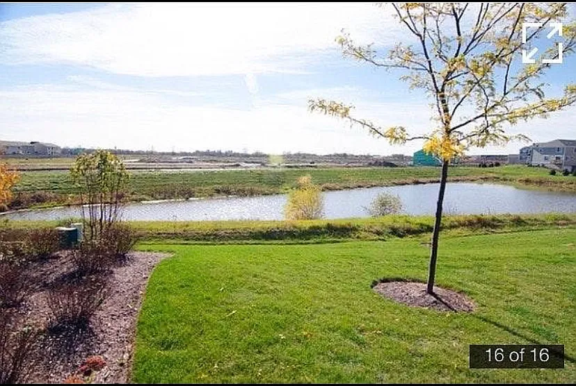 3 bed, 2.5 bath, 1757 sqft, $2,850 — Photo 3