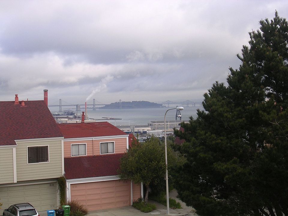 2nd image of 7 Jakey Ct
