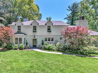 54 Forest Rd, Asheville, NC 28803