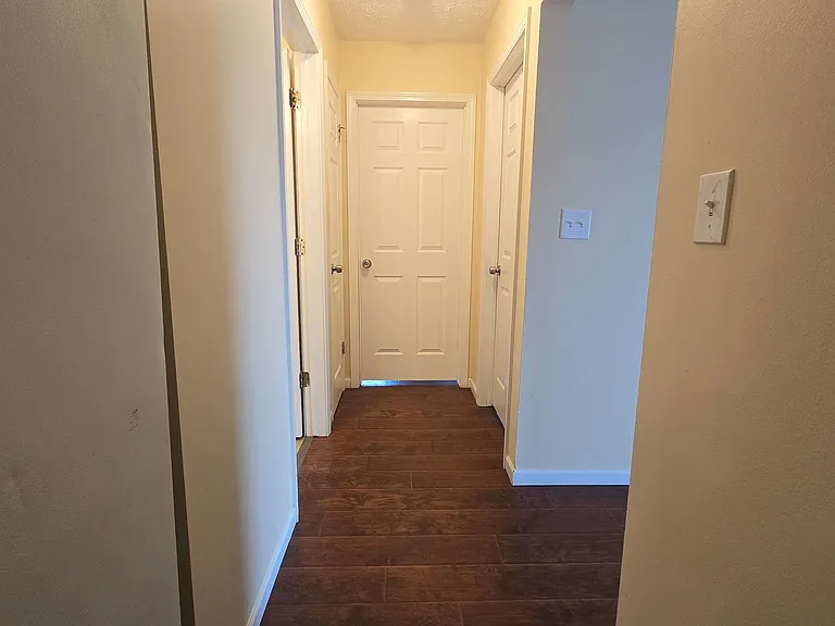 3120 Meriday Ln — Photo 6