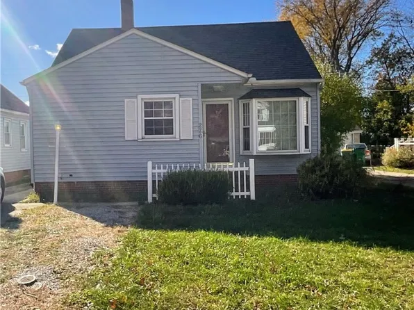 276 E 317th St, Willowick, OH 44095