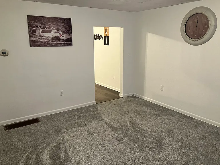 301 Keck Rd #3 — Photo 6