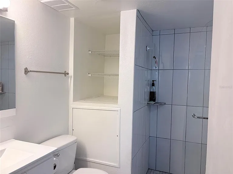 2806 Plaza Terrace Dr #2806 — Photo 15