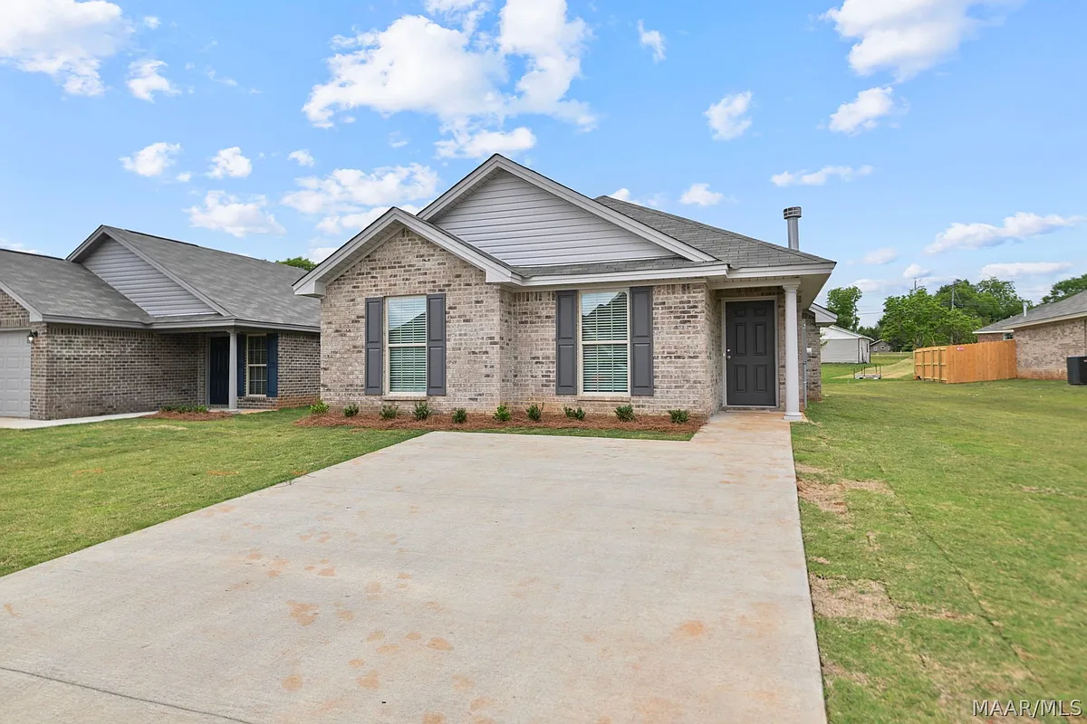 Building Photo - 2026 Dawsons Mill Ln