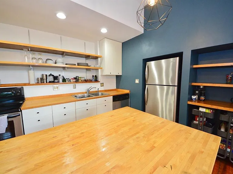 1314 Spring St #4 — Photo 6