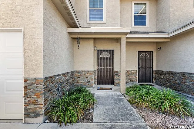 3 bed, 2.5 bath, 1300 sqft, $1,450 — Photo 3