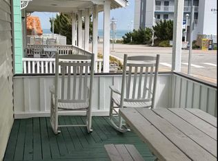 203 37th St APT T1, Virginia Beach, VA 23451