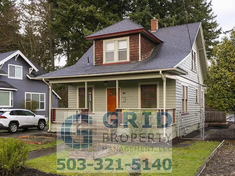 4535 SE Francis St — Photo 1