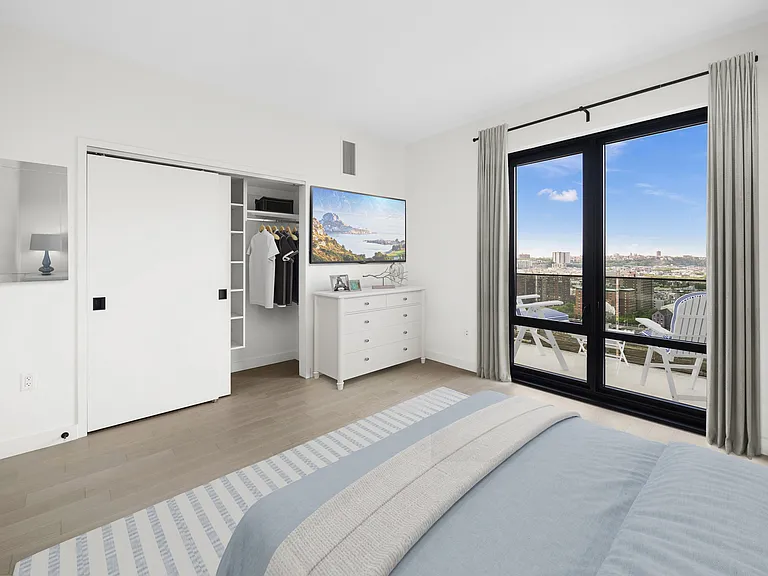 Newport Rentals — Photo 487