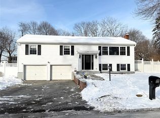 18 Park Hill Drive, New Windsor, NY 12553