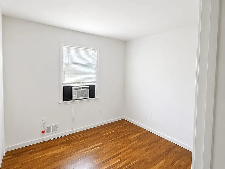 76 Valdemar Ave #2 — Photo 3