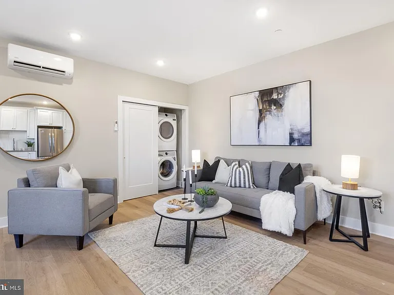 6712 Ridge Ave #302 — Photo 7