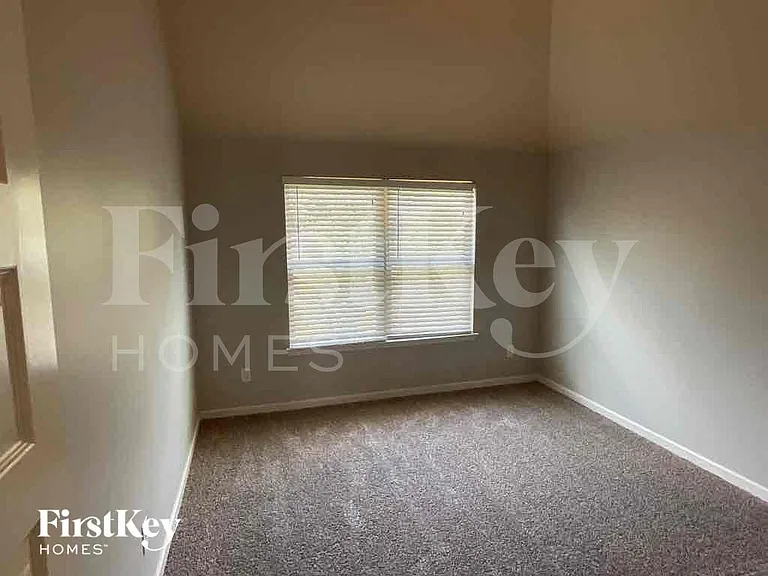 624 Parkside Place Dr — Photo 8