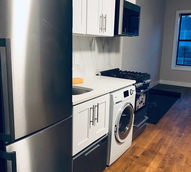 1st image of 322 E 117th St APT 9