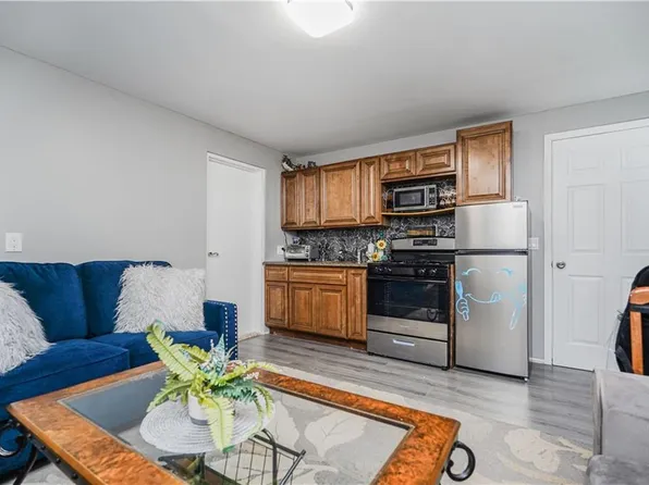 133 Durant Avenue image 24 of 35