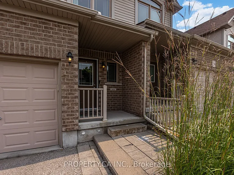14 Amos Dr #2 — Photo 3