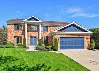 3304 Springdale Ave, Glenview, IL 60025