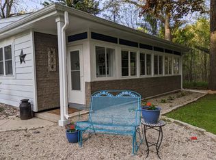 2925 N Shore Dr, Delavan, WI 53115