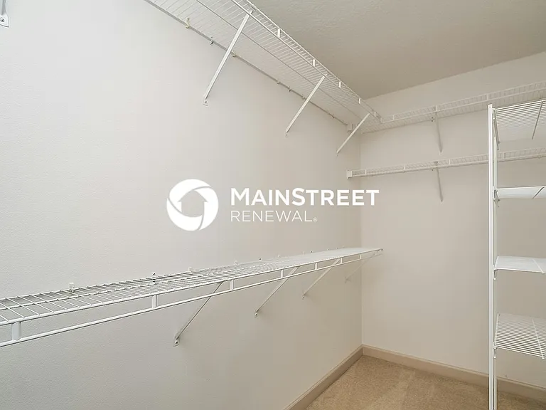 Walk In Closet