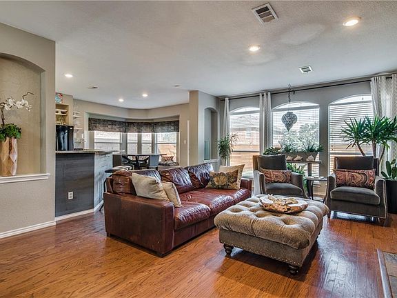3rd image of 11562 Corsicana Dr