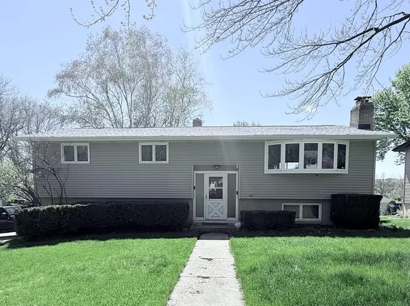 4501 Pawnee PASS, Fitchburg, WI 53711