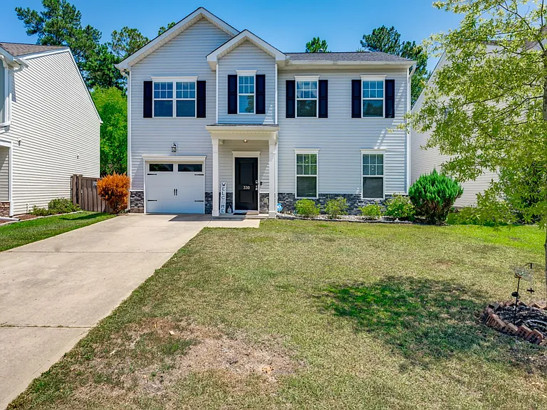 330 Gracemount Ln — Photo 1