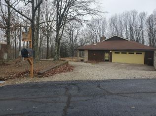 115 Ravenhill Dr, Highlandville, MO 65669