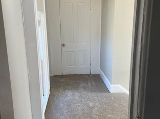 39 Center St #61, Crystal Lake, IL 60014