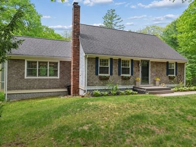 80 Webster St, Douglas, MA, 01516