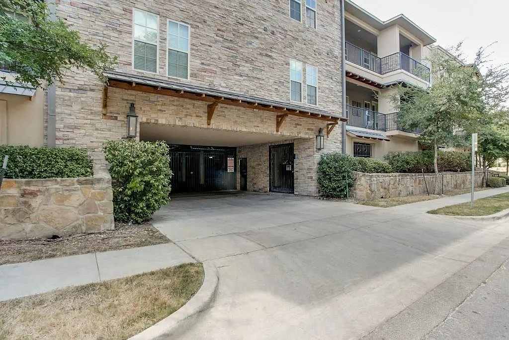 Entrance to gated parking garage - 2800 Sandage Ave #101