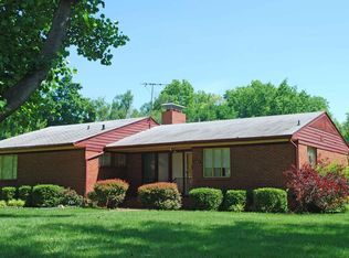 7103 W B St, Belleville, IL 62223