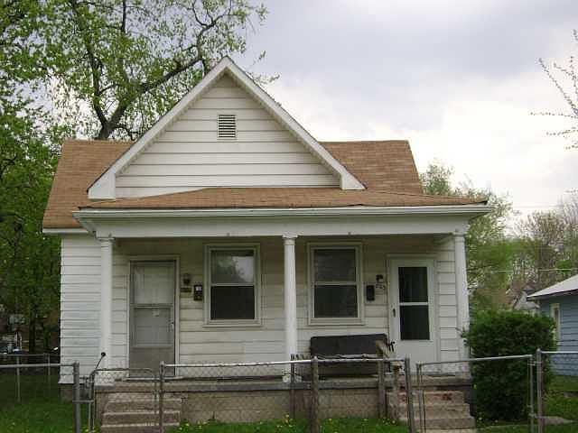 1st image of 805 N Jefferson Ave