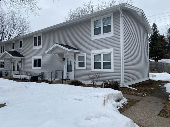 101 Mitchell Cir, Duluth, MN 55811