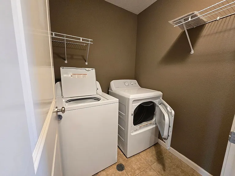 3526 Shepard Rd — Photo 12