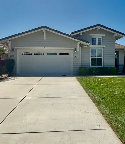 2653 Traditions Loop — Photo 2