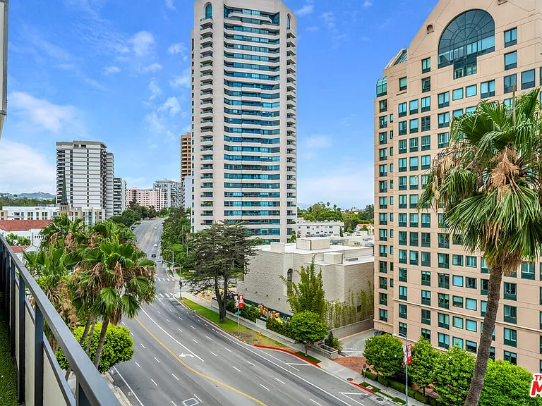 10535 Wilshire Blvd #1014 — Photo 30