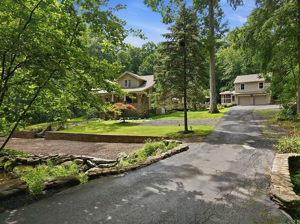 378 Babbling Brook Rd