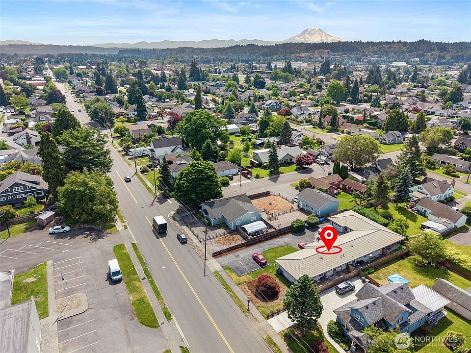 1st image of 1010 W Pioneer