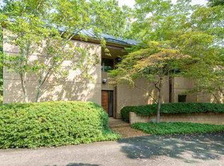 1525 London Rd, Charlottesville, VA 22901