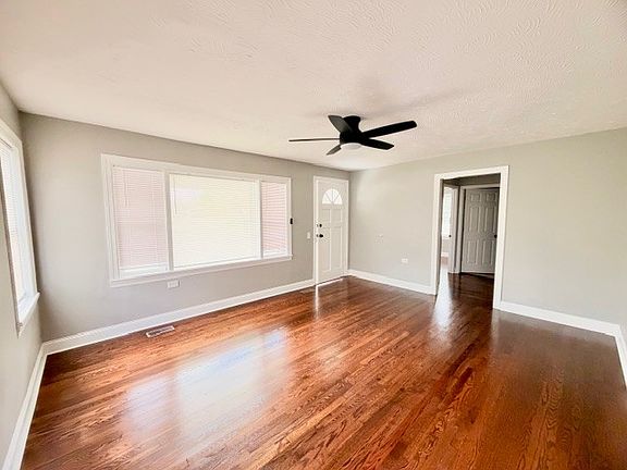 3rd image of 205 Alabama St