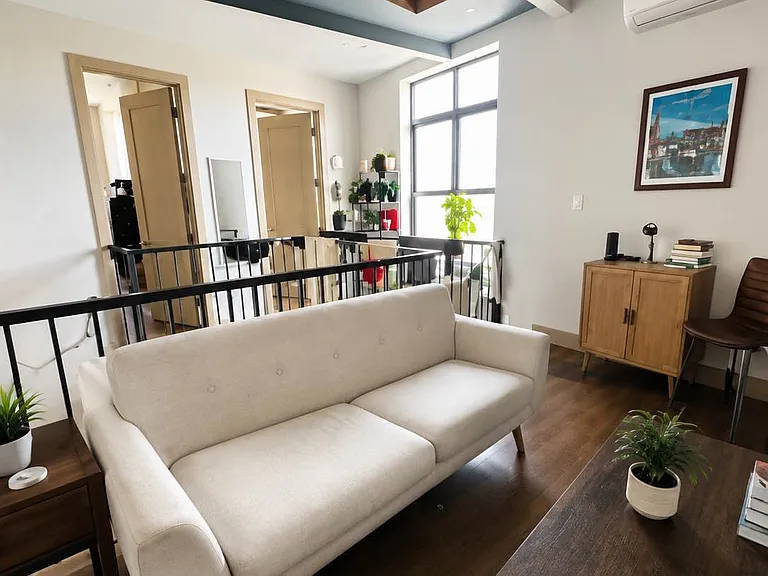 447 Meeker Ave #Penthouse 4D — Photo 8