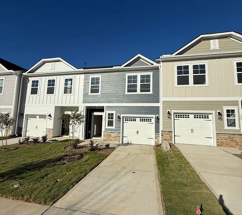 308 Sweetbay Tree Dr
