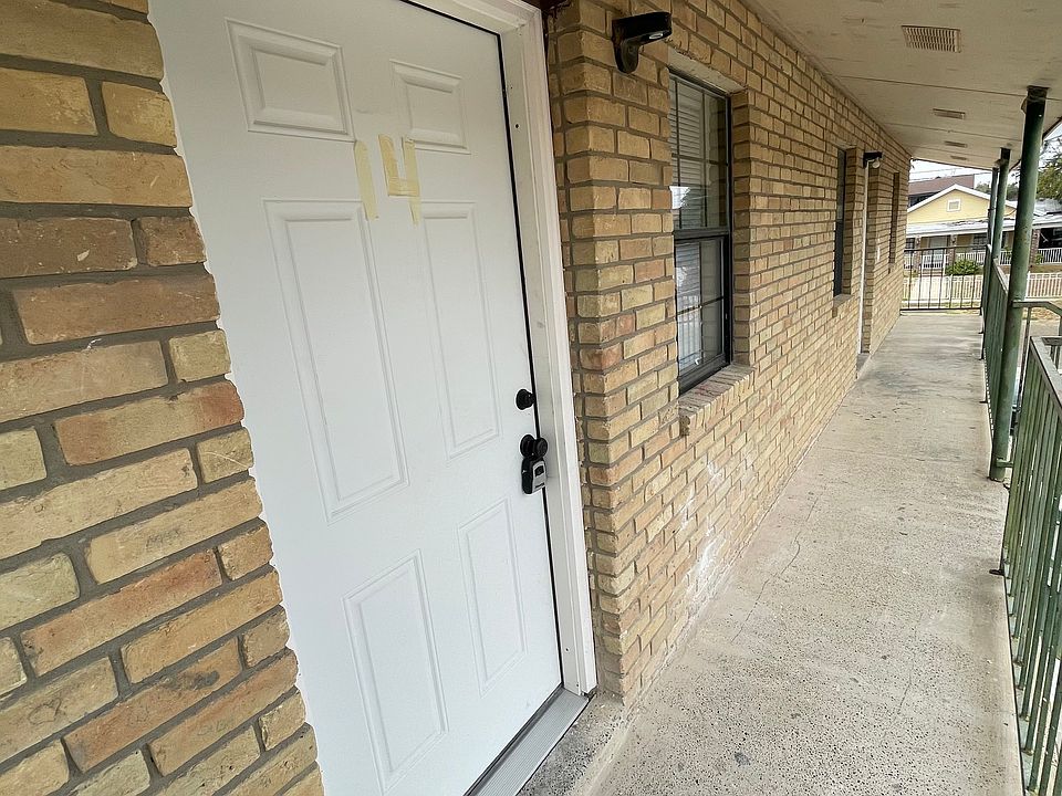 1st image of 3001 E Price St #14