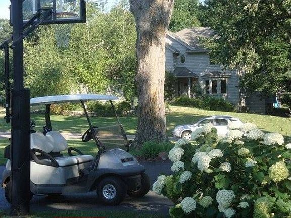 Mature Landscaping/Golf!