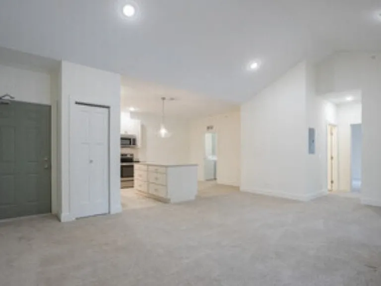 Zephyr Place — Photo 8