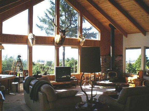 Tons of windows, lots of light! Cathedral ceilings!