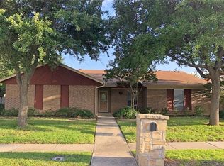 6472 N Park Dr, Watauga, TX 76148