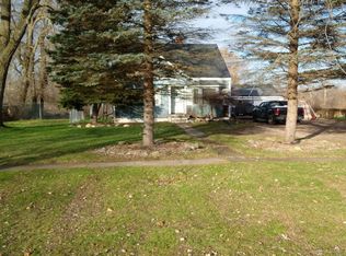 356 Davis Lake Rd, Lapeer, MI 48446